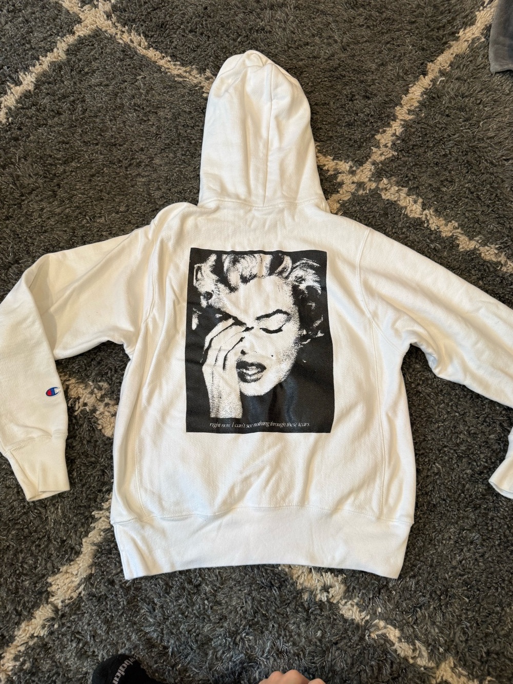 Marilyn Monroe sweatshirt size small like new!